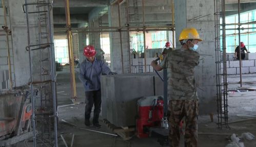 新疆應(yīng)用職業(yè)技術(shù)學(xué)院綜合實(shí)訓(xùn)樓項(xiàng)目主體工程即將完工